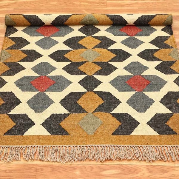 Hand Woven Wool Jute Kilim Geometric Area Rug - Image 4
