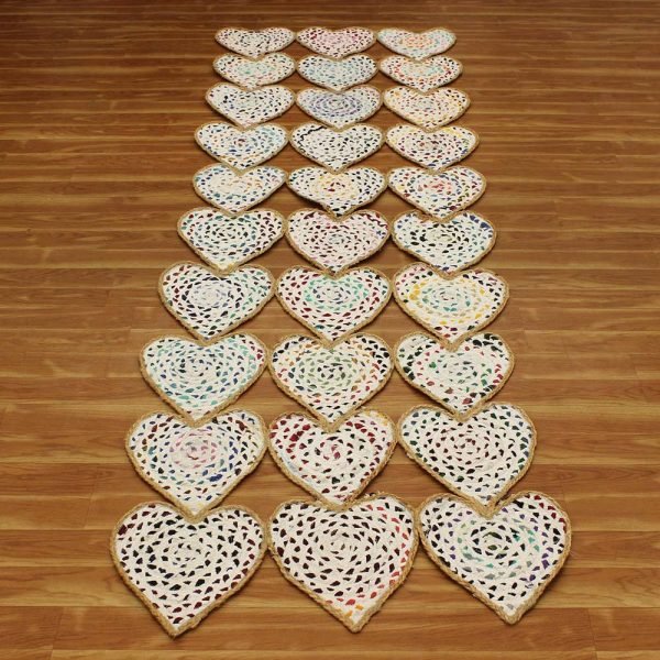 Hand Braided Cotton Jute Geometric Heart Rug - Image 3