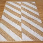 Handmade Geometric Beige White Jute Rug