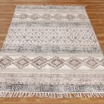 Cotton Handmade Geometric Dining Area Rug