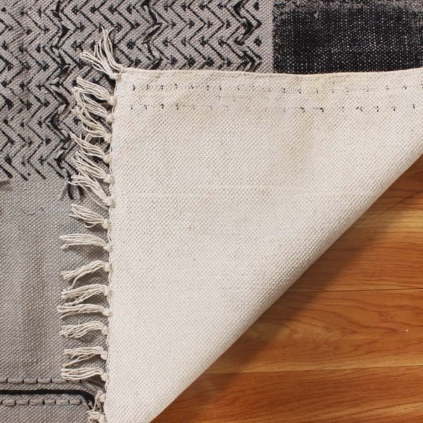 Indian Handmade Grey Cotton Home Decor Rug - Image 4