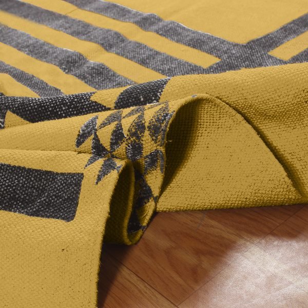 Handmade Yellow Geometric Cotton Area Carpet - Image 5